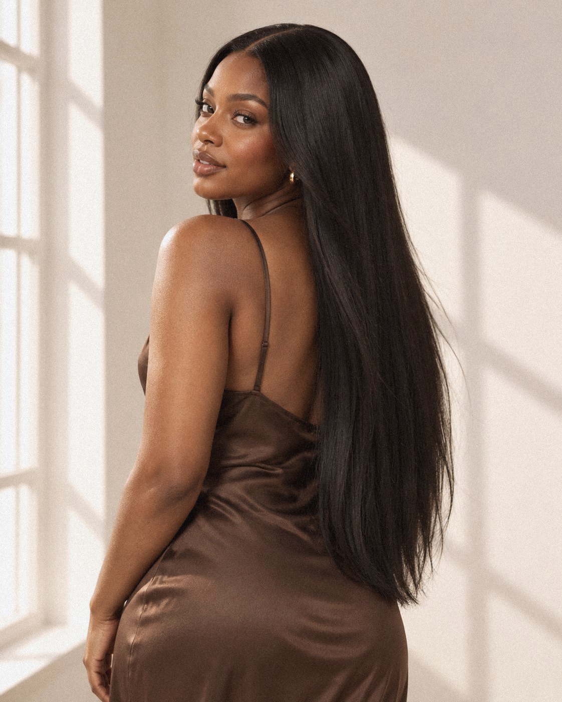 Woman wearing Natural Straight hair